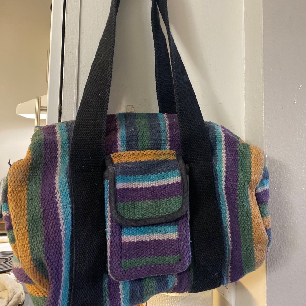 Woven hand bag